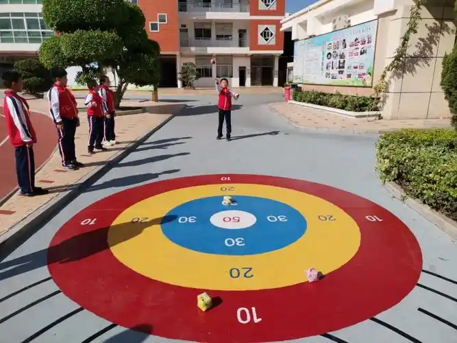 鲤城区第三中心小学构建地面游戏文化打造多彩校园生活
