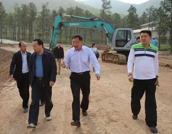 省旅游局局长寇武江调研老乐山景区建设情况