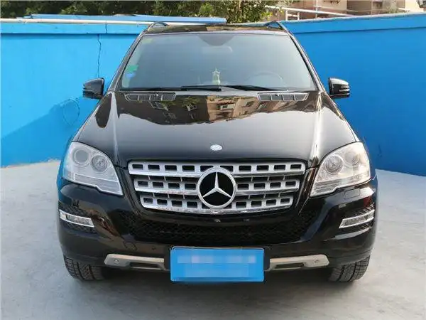 吴京生活中同款座驾奔驰ml350大越野,7年车龄20万元你会购买吗?