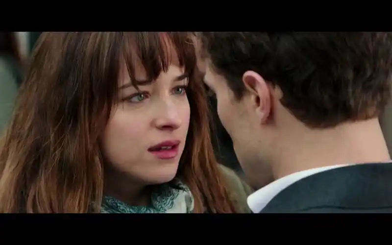 五十度灰(官方)虐狗主题曲—love me like you do(爱为所欲)—ellie