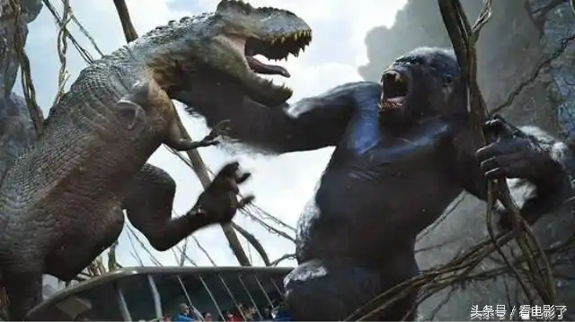 美女与野兽:大猩猩手撕三条 霸王龙,10年前特效如此震撼