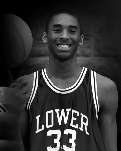 分享一组科比高清黑白照,mamba forever!_高清图集_新浪网