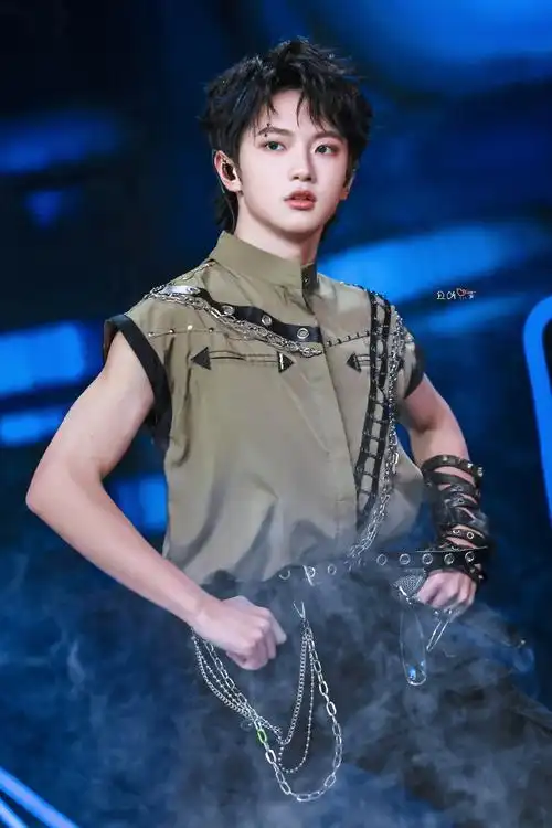 穆祉丞 镜头核心ace