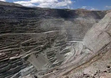 高效率和无污染, 未来的新矿场, 星际飞船的码头