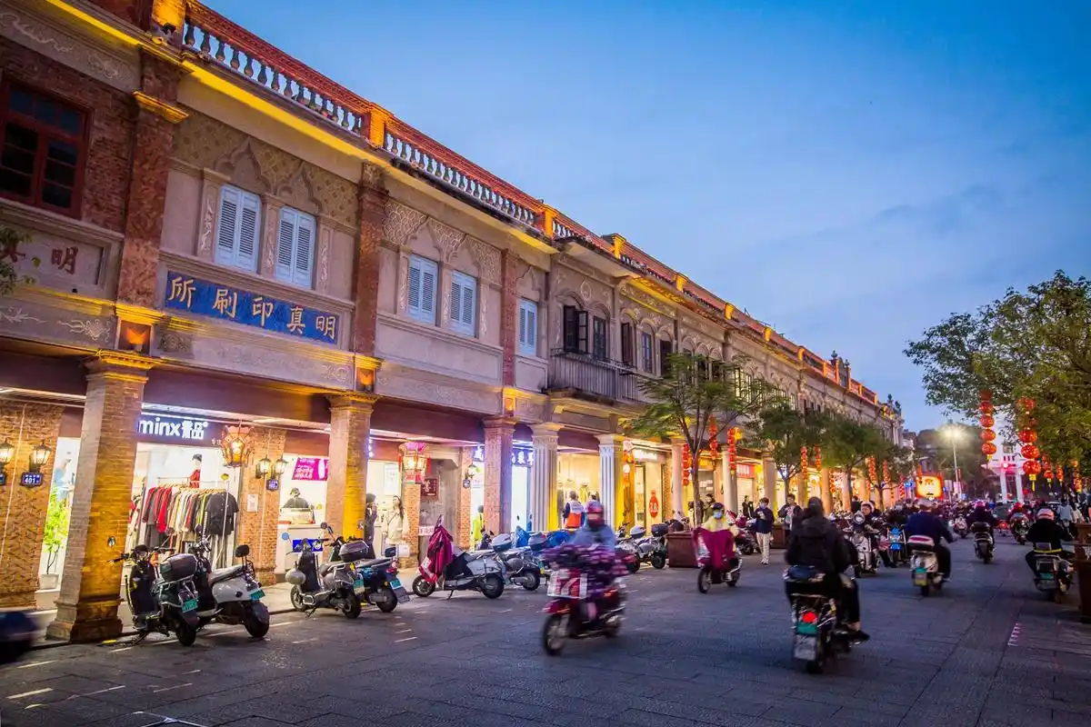 泉州中山路,充满地方特色的百年老街,留存着古城的古早味