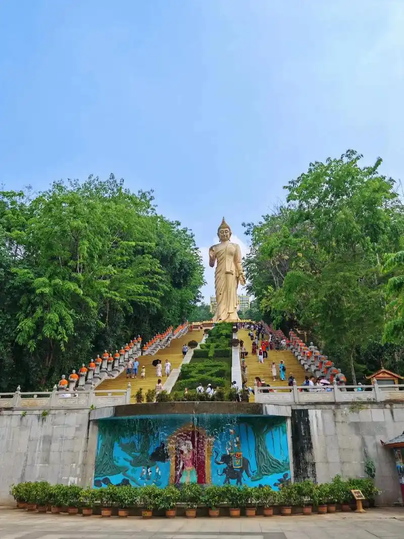 西双版纳大佛寺,御花园,曼沙古寨 #上热门 #西双版纳 - 抖音