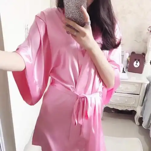 睡衣趴生日派对聚会睡裙新娘晨袍闺蜜趴同款真丝性感睡袍花瓣粉色纯色