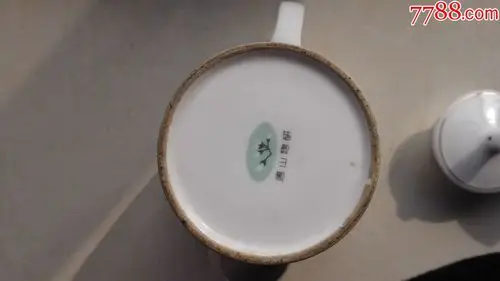 怀旧经典收藏瓷器中国唐山陶研墨竹图案白瓷壶