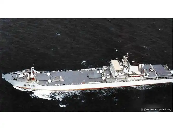 p data-id="gnwmz7wjbk">072ii型坦克登陆舰("玉康"级),1983年该型舰