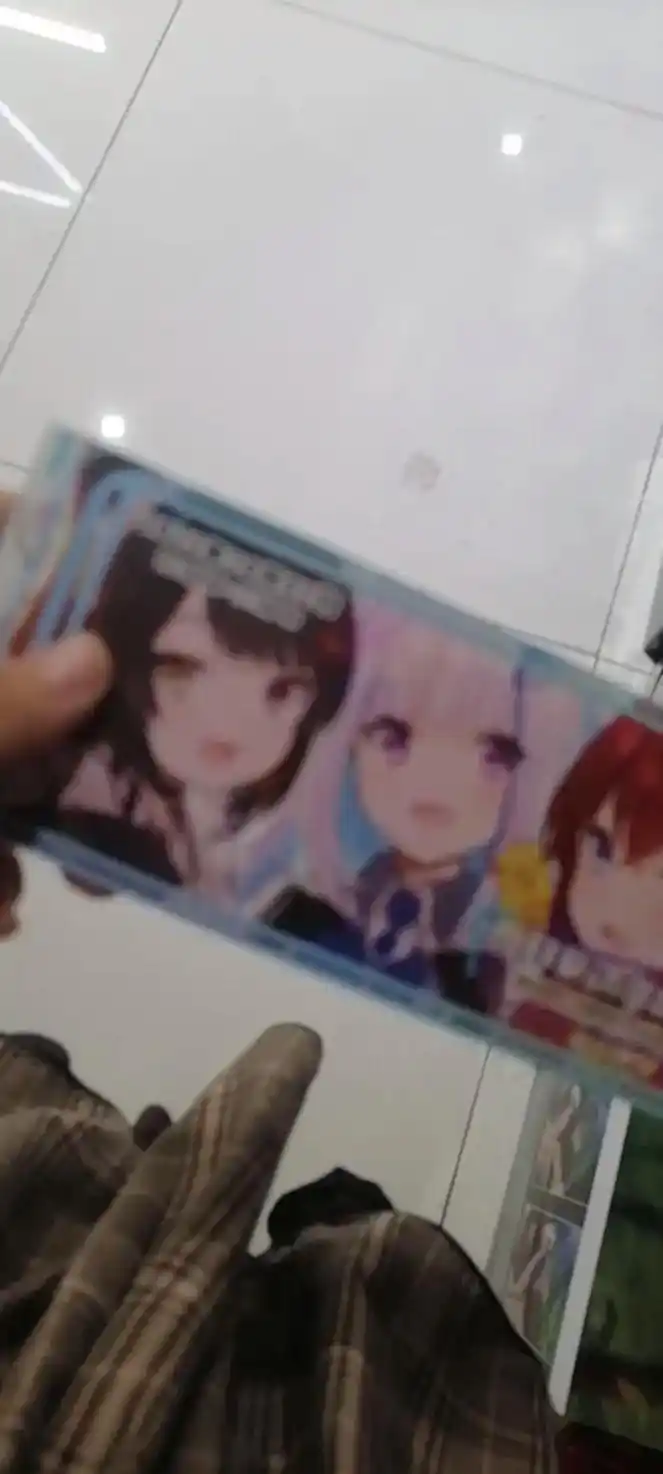 啊啊啊终于见到本人了本人比照片要好看