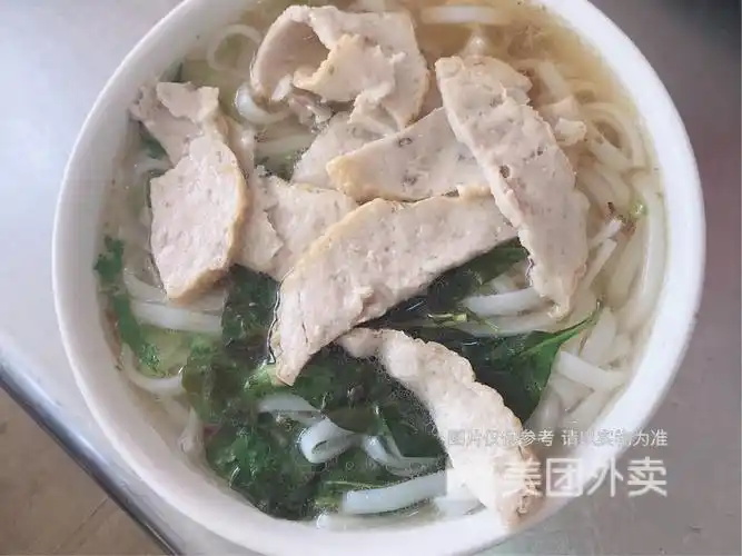 猪肉丸肉卷汤粉图片