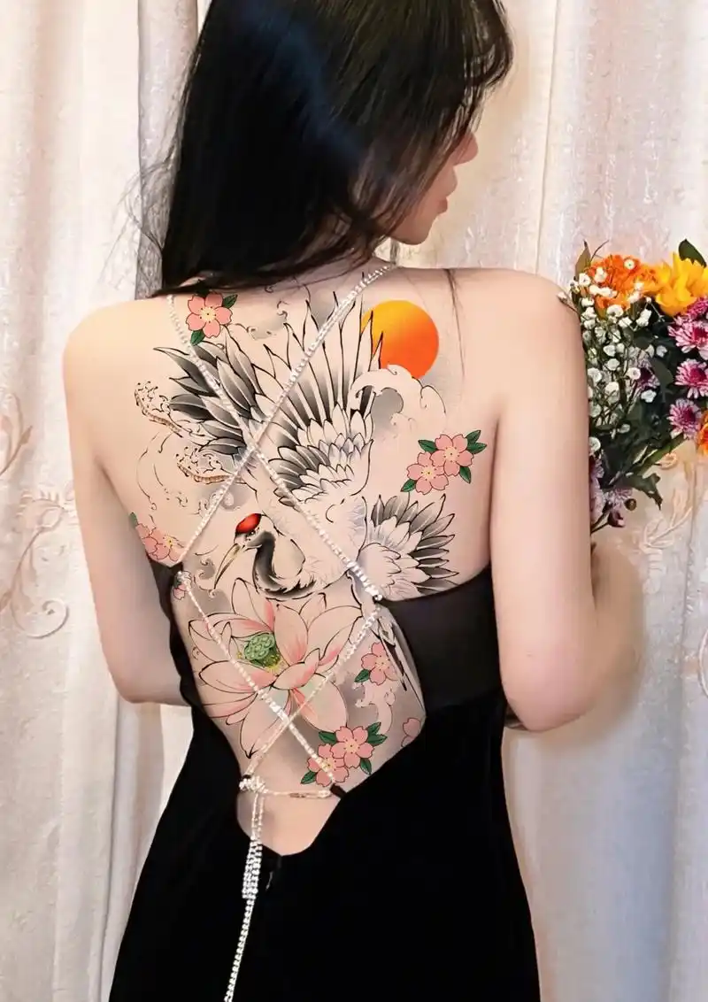 仙鹤.#刺青 #tattoo #纹身图案 #手稿分享 #满背 - 抖音