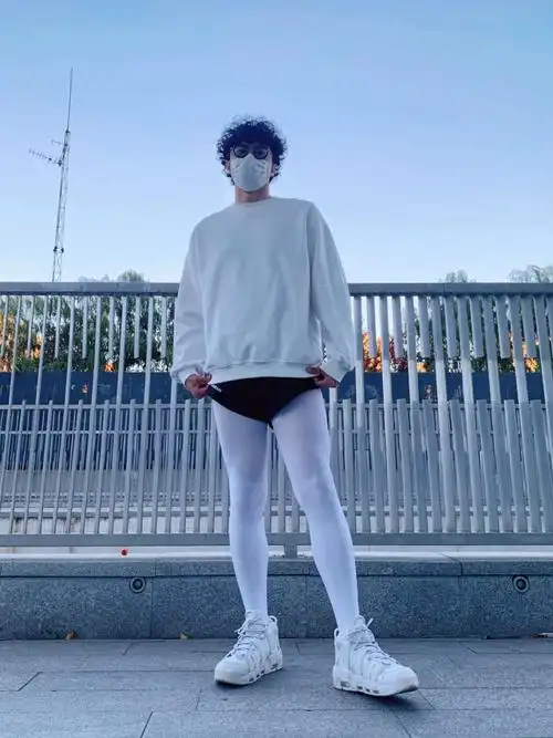 子  #微胖男孩穿搭  #微胖男生  #白丝  #白丝搭配  #裤袜  #白色连