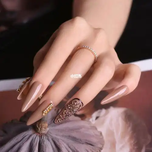 欧美风美甲97_美甲_欧美风_美甲分享_美妆_美甲