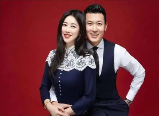 别动脸!李倩和朱珠,一样点痣改命,一个人生赢家,一个成路人