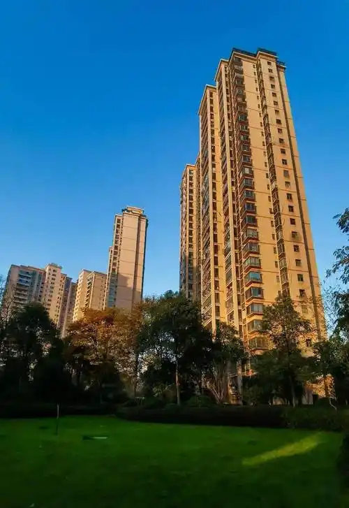 亿升滨江花园冬景