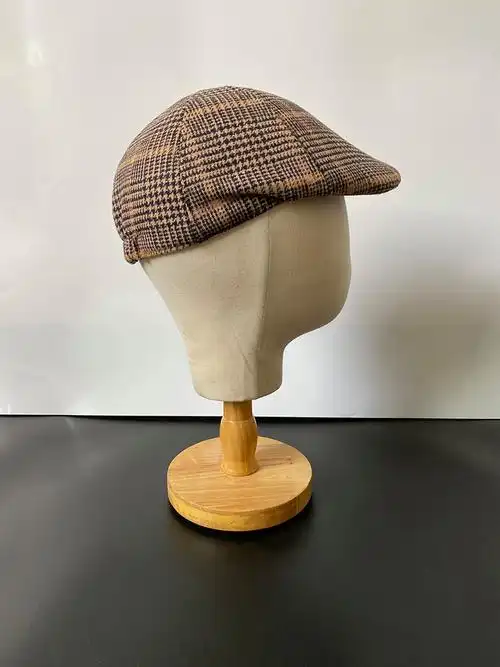 秋冬新款鸭舌帽英伦复古格纹开普帽保暖艺术家贝雷帽画家帽子潮