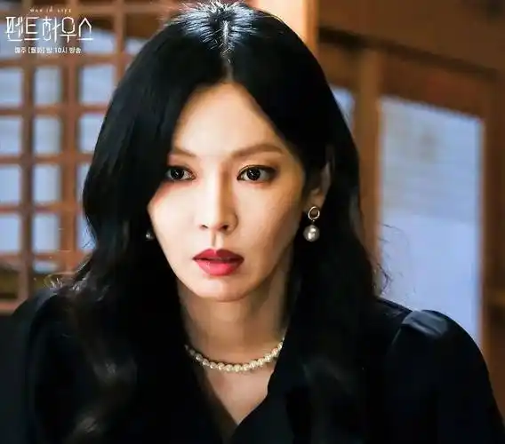 原创顶楼第二季亮点多金素妍老公李尚禹特别出演引发剧迷狂欢