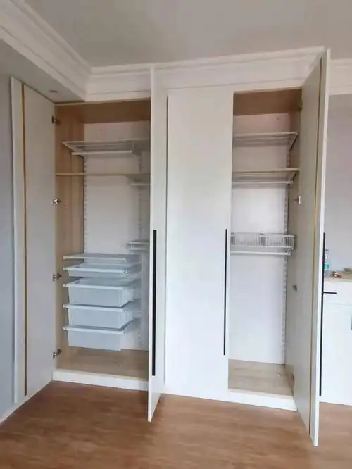 极简一门到顶平开门金属衣柜满满高级又环保