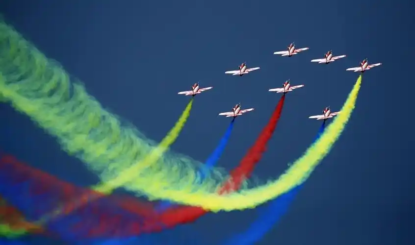 红鹰飞行表演队在2021年珠海航展(摄影:周闽)