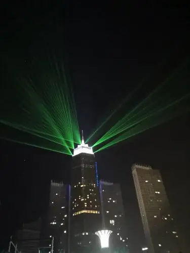 请问一下,国内最出名的地标激光灯是哪个公司?