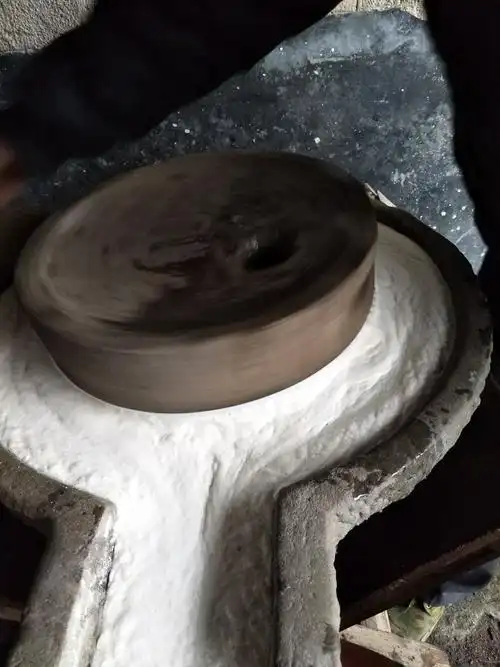 寻找乡村美食--手工石磨豆腐