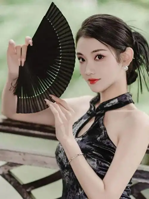 东方旗袍美女:岁月匆匆,时光荏苒,风华绝代