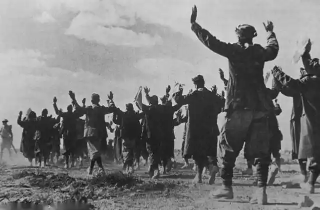 二战最没有骨气的国家,一枪未开就投降,不是法国意大利