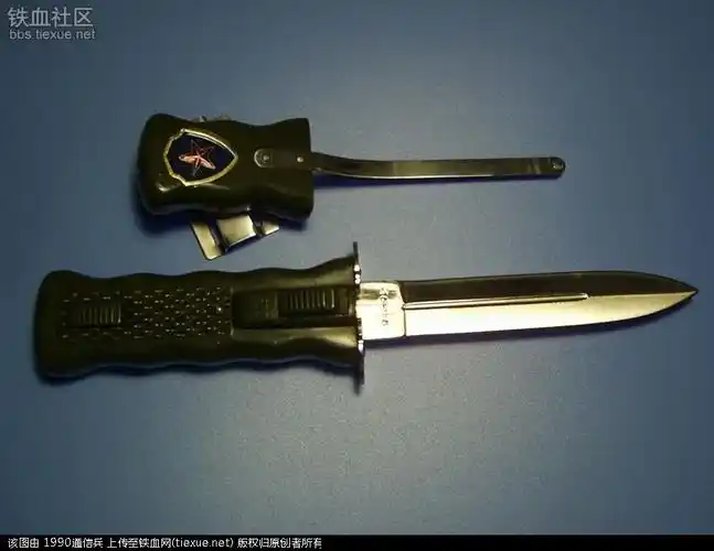 八十年代公安和武警都装备过的303警用制式匕首