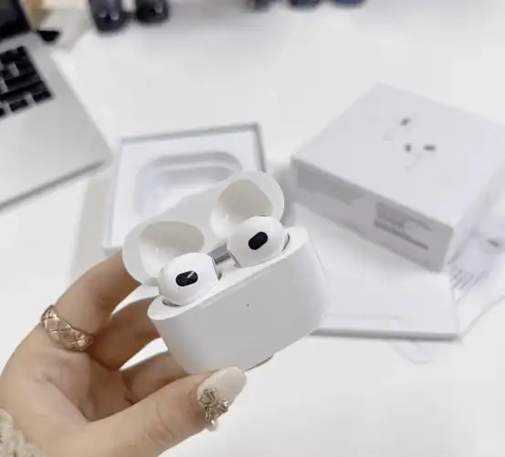 蓝牙耳机是极度安全的,使用感很棒6015以前出门从不带耳机4代来啦