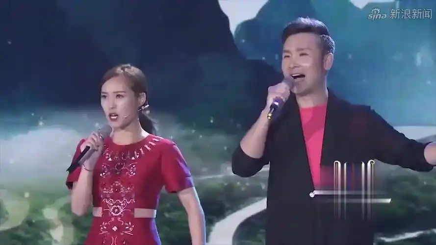 云朵和云飞真的是绝配,两人合唱一首《天边》,比原唱还要经典