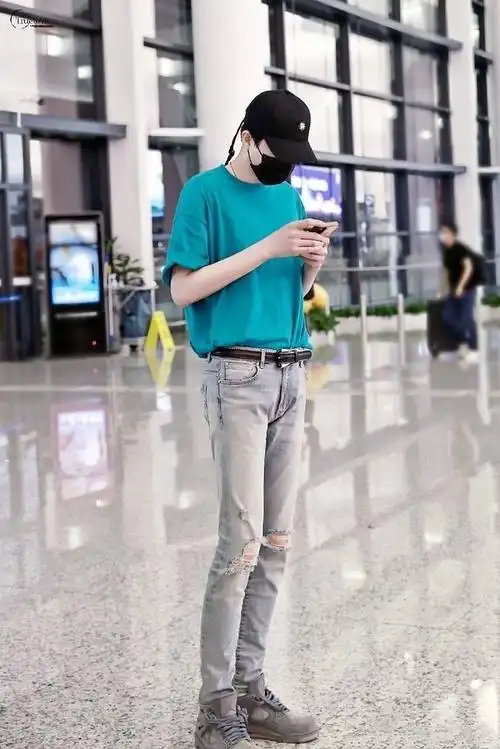 (个人偏好向刘宇宁腿楼)