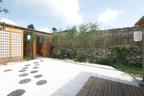 7号院丁香,综艺《幸福三重奏》里汪小菲大s的院子.