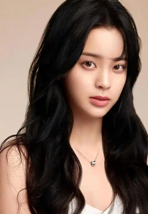 明星美图赏析:欧阳娜娜