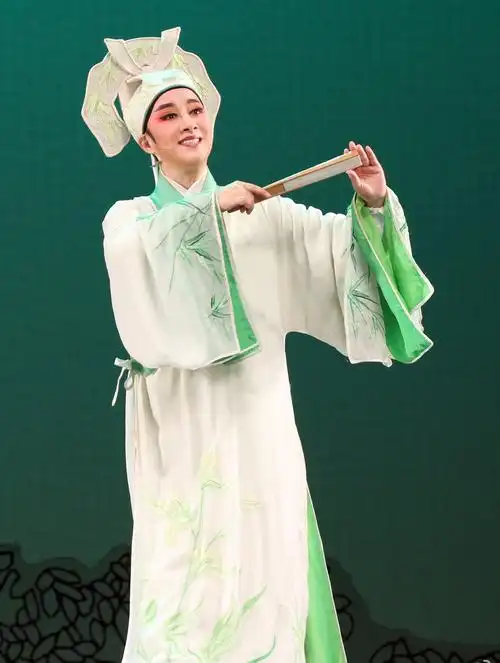 赏越剧《江南好人》,看茅威涛的越剧改革创新之路