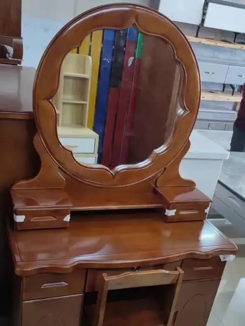 实木梳妆台可喷白