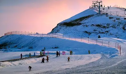 张家口万龙滑雪季202021儿童冬令营6日0基础起步单双板均可独立封闭是