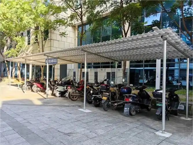 完善园区配套设施郴州自贸片区高新区新增1018个电动车停车位