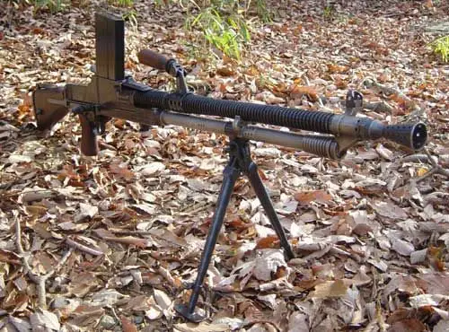 资料:二战捷克zb26轻机枪(图)