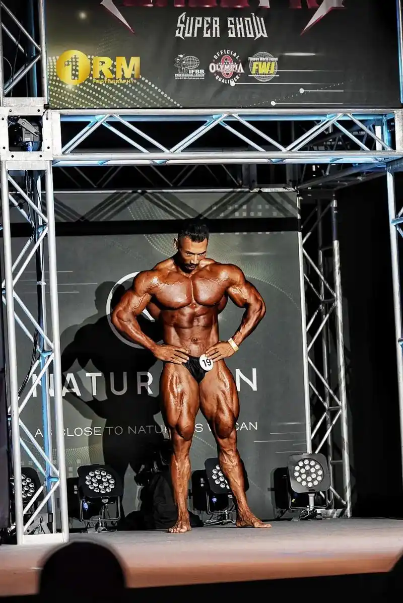 中国力量占领!#鹿晨辉 #奥赛中国 #力量与美的结合 # - 抖音