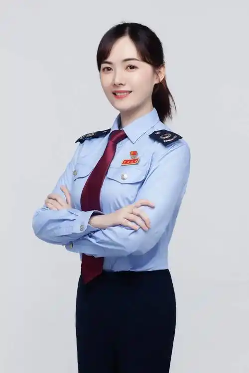 国家税务总局湖南郴州经济开发区税务局办公室副主任龚亭丹5月6日下午