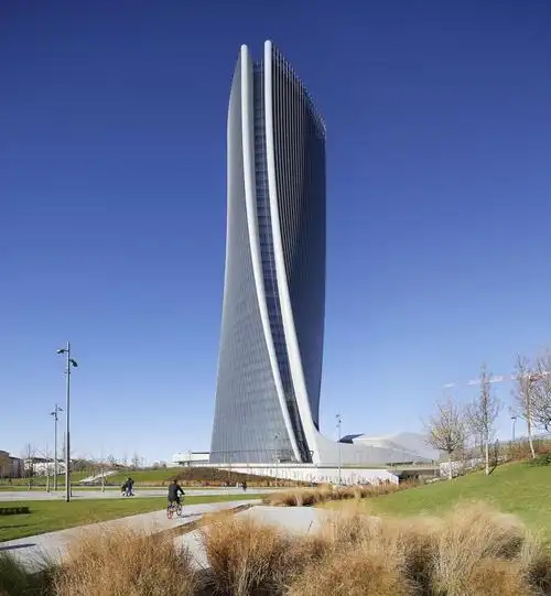 意大利米兰忠利保险大厦(generali tower )- zaha hadid architects