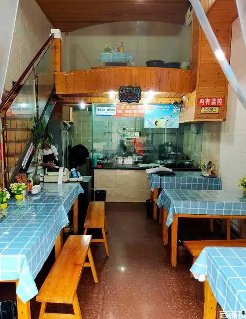 【3图】人人乐经营中小吃店因有其他发展现低价转让_自贡小吃店转让-