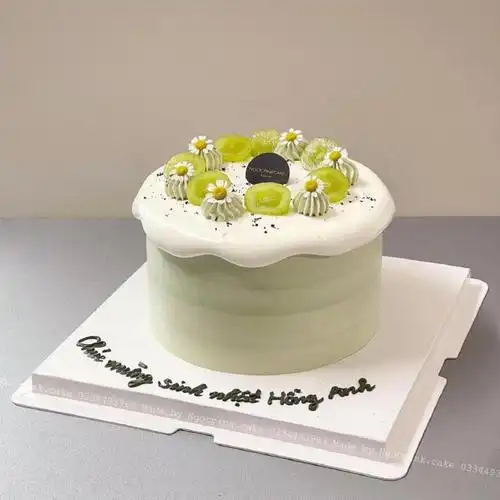 38 62 79    春日季露营ins风简约水果绿色小清新田园生日蛋糕