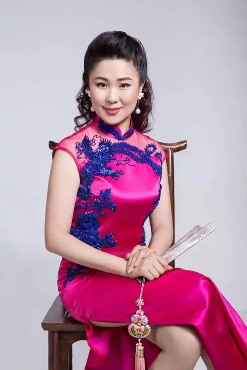 曲艺欣赏 | 河南坠子《春风化雨百花香》李玉萍_程派_津城_图景