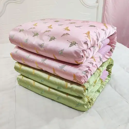 传统老式棉被 老式丝绸绸缎棉被包边锦缎被子结婚被套传统婚庆陪嫁