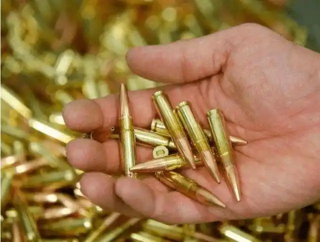 假如awm能随意装填子弹以下3选1咋选聪明人会选最后一种