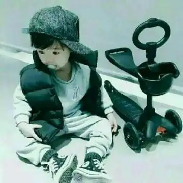 超可爱呆萌小孩情侣微信头像两张你若逢场作戏我就将计就计