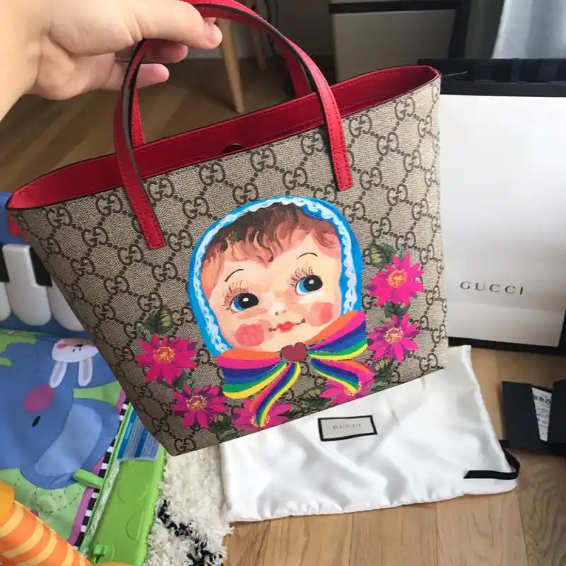 gucci儿童款 这个大头娃娃是刚出的 在日本官网第一次看到就确认它是