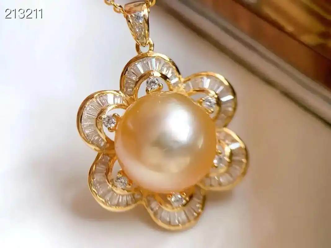 12～13mm  天然原色南洋海水金珠吊坠 稀有大直径 饱满 - 抖音